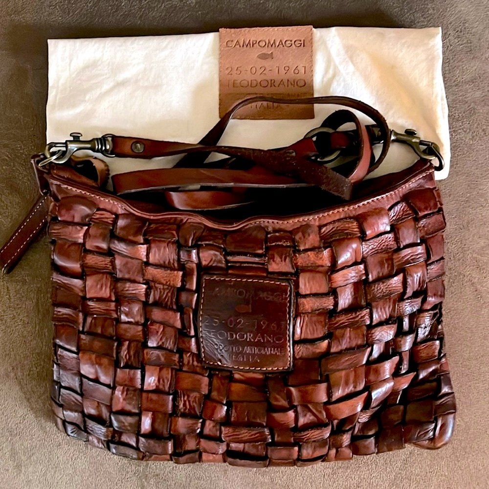 Brown woven leather shoulder/crossbody bag